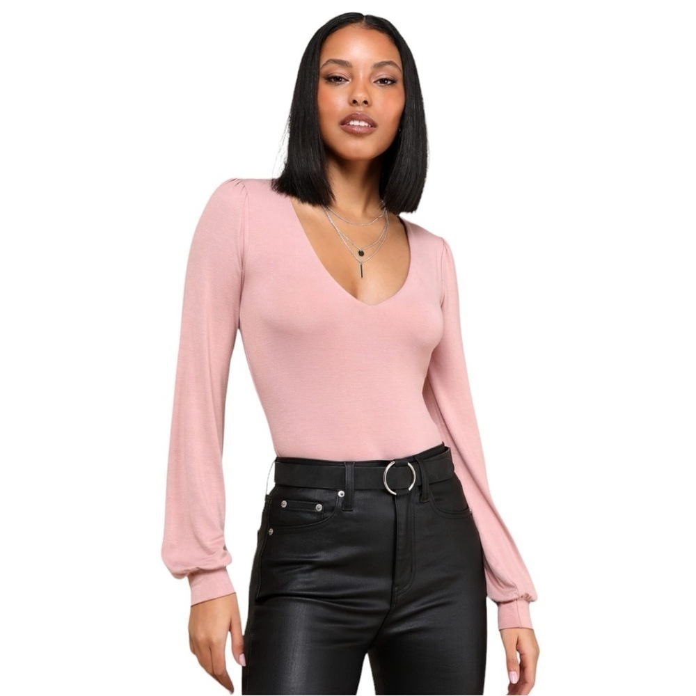 Lulu's Kaylene Blush V-Neck Balloon Sleeve Bodysuit